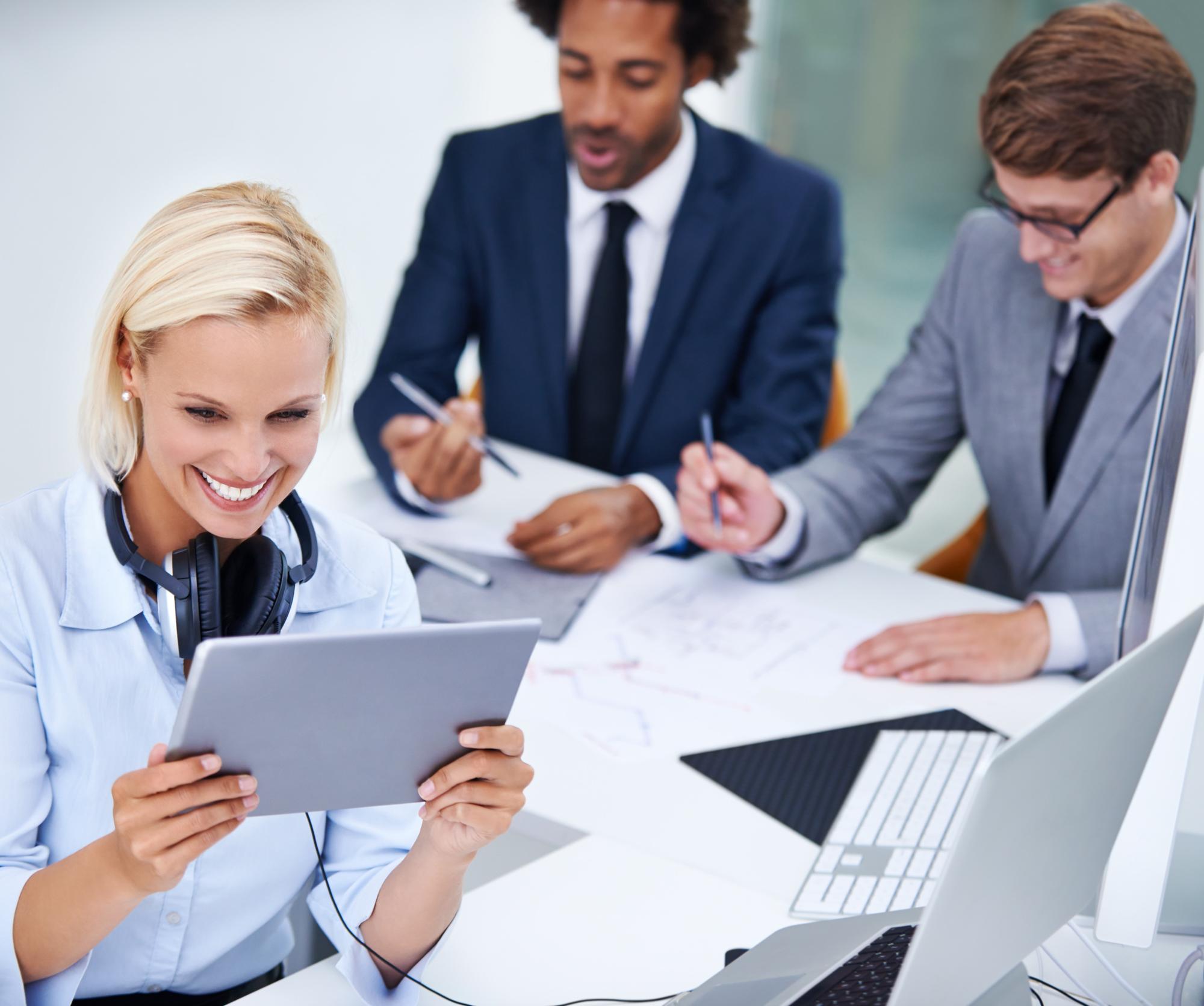 Advisor reviewing financial plan with client